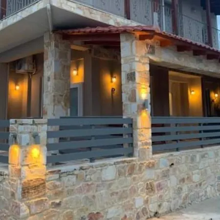 Апартаменты Petrino *